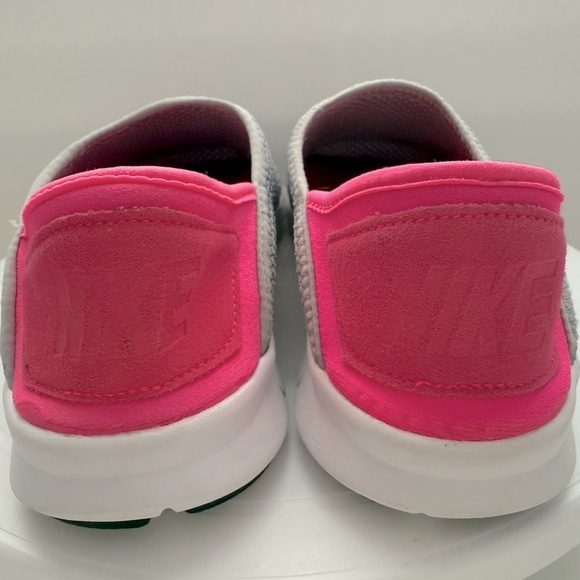 Gray and Pink Sneakers Lightweight Breathable Design - Size 7.5 - Picture 4 of 8